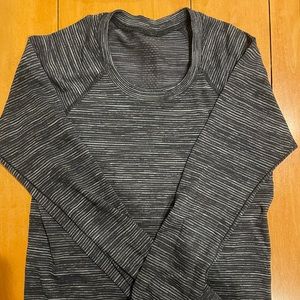 Lulu Lemon Swiftly Tech Long Sleeve Shirt